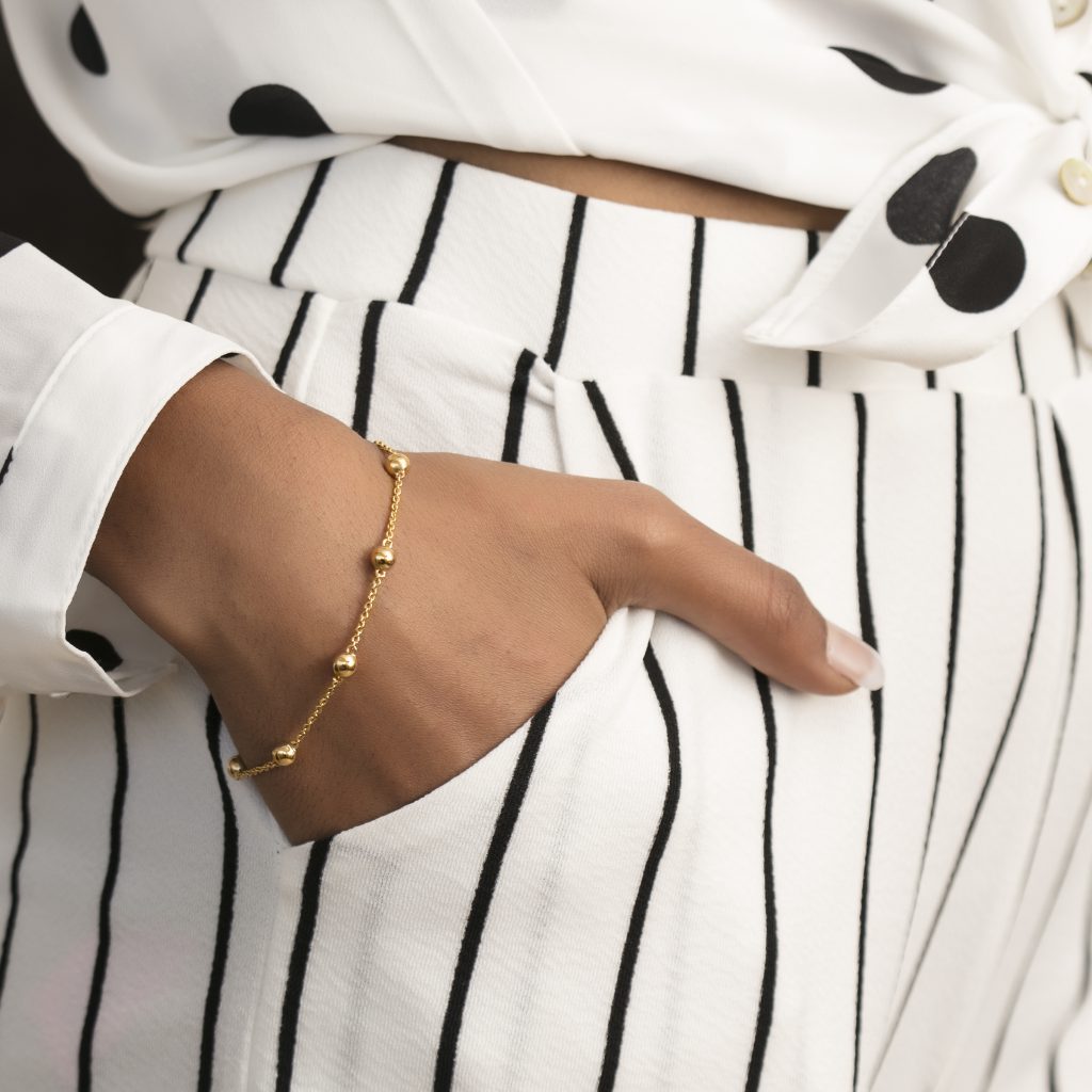 5 Tips to buy gold bracelets for girls | Times Square Chronicles
