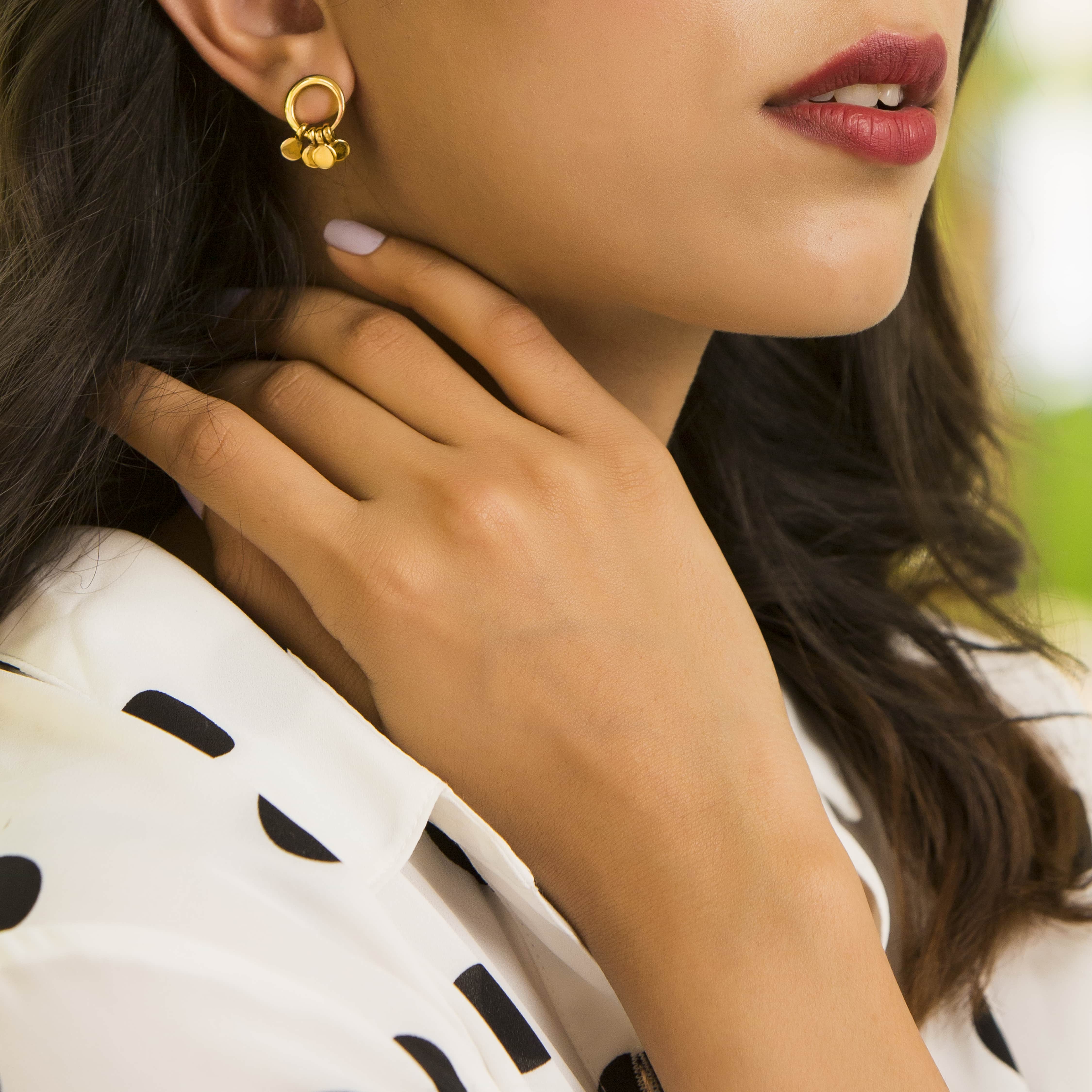 Gold Earrings for Your Monday to Sunday Plan