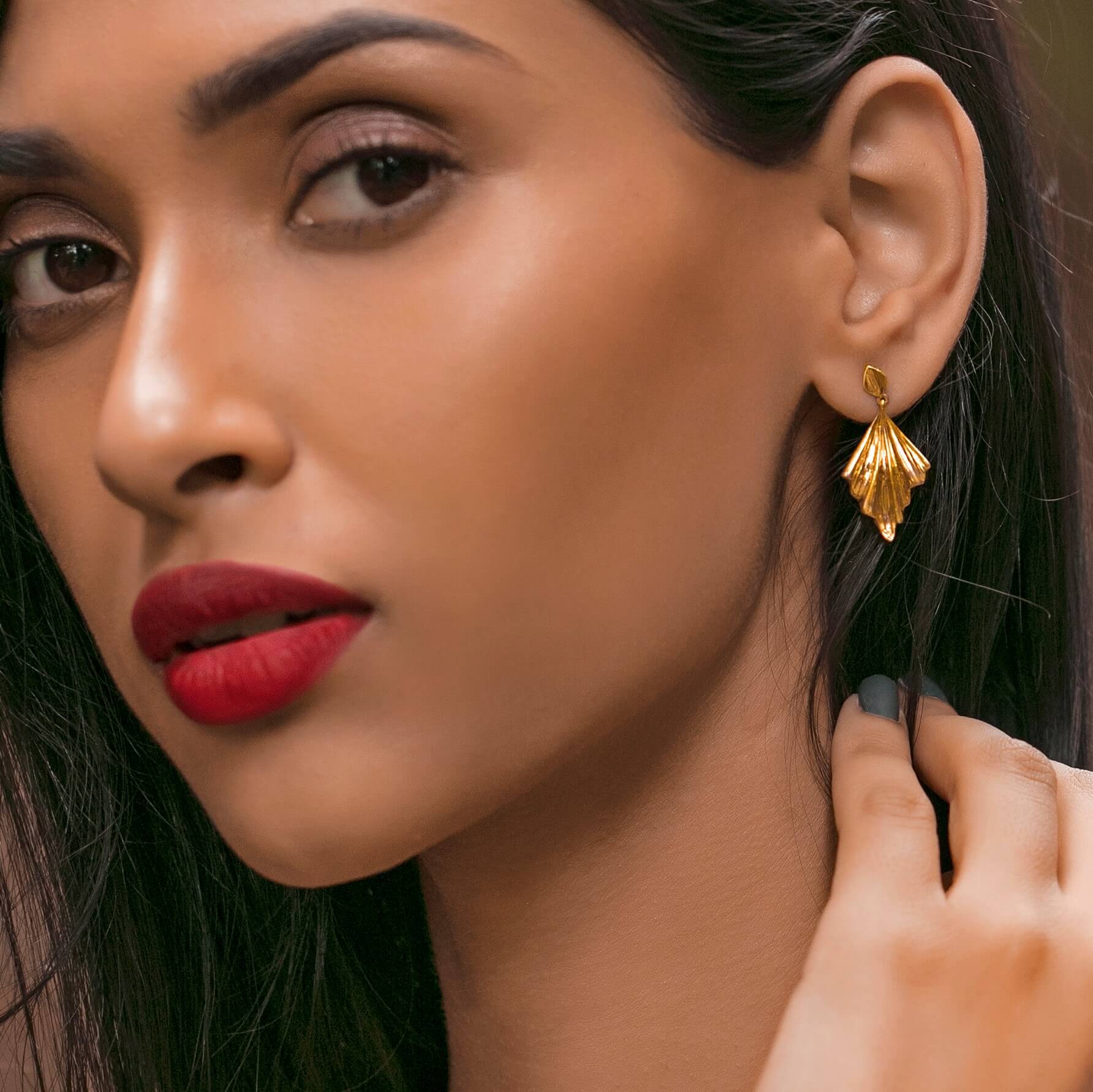 8 Types of Earrings Every Woman Should Know! - Melorra