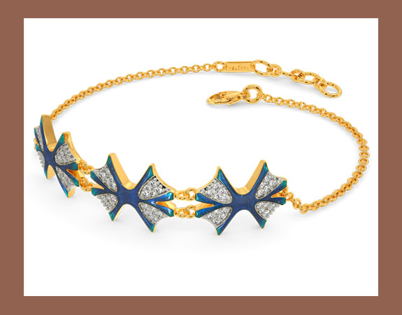 In-A-Blue-Fantasy-World-Diamond-Bracelets2